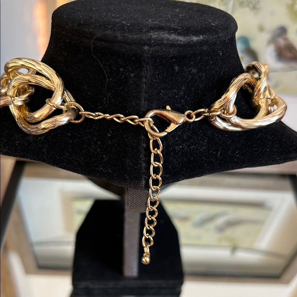 Bold Gold-Tone Chain Necklace - Picture 3 of 5